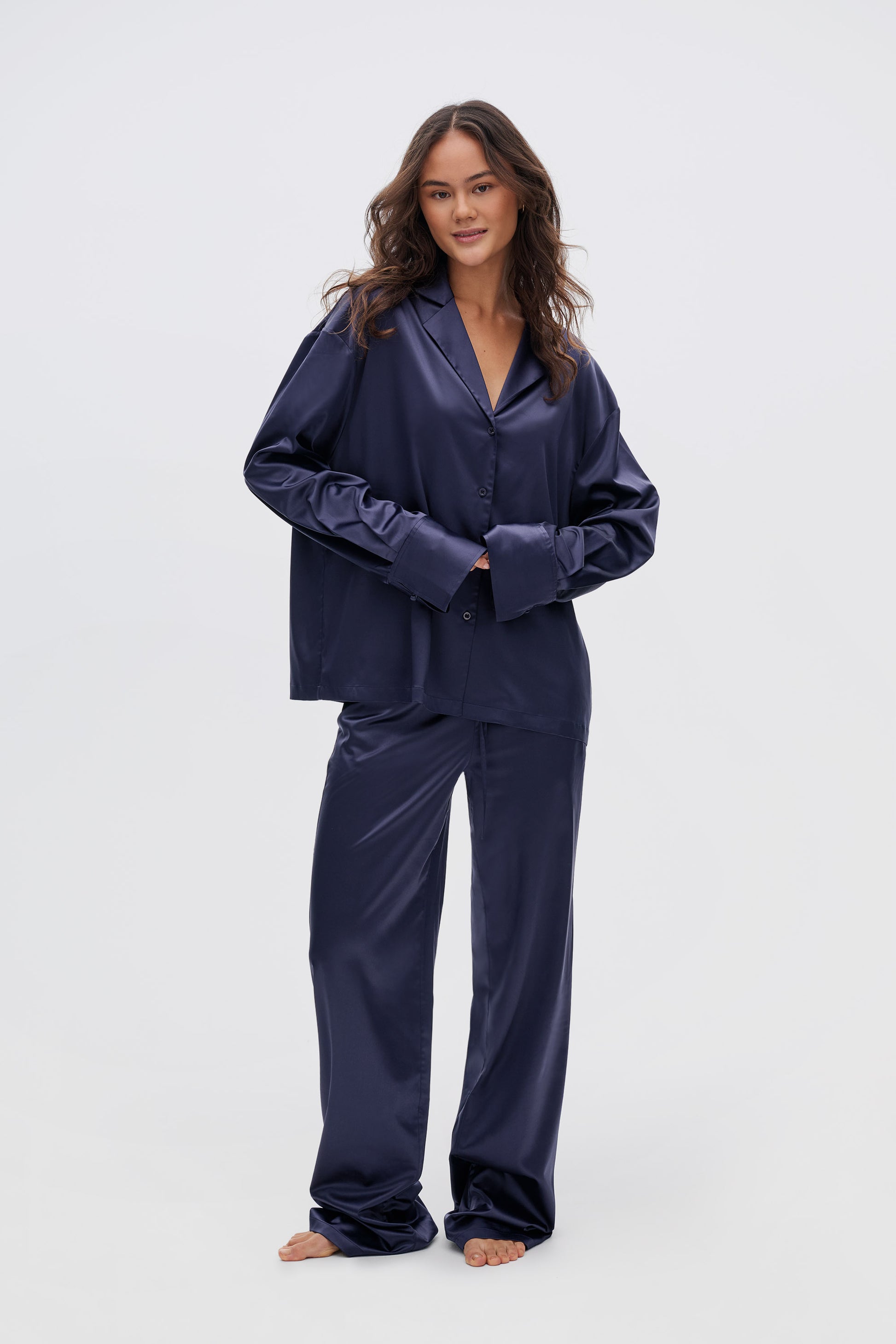 Relaxed fit satin shirt