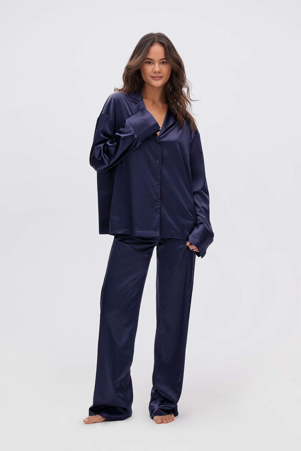 Relaxed fit satin shirt