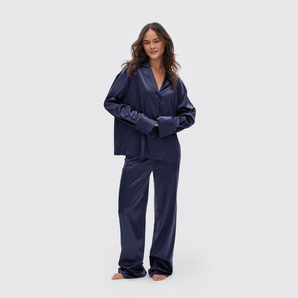 Relaxed fit satin shirt