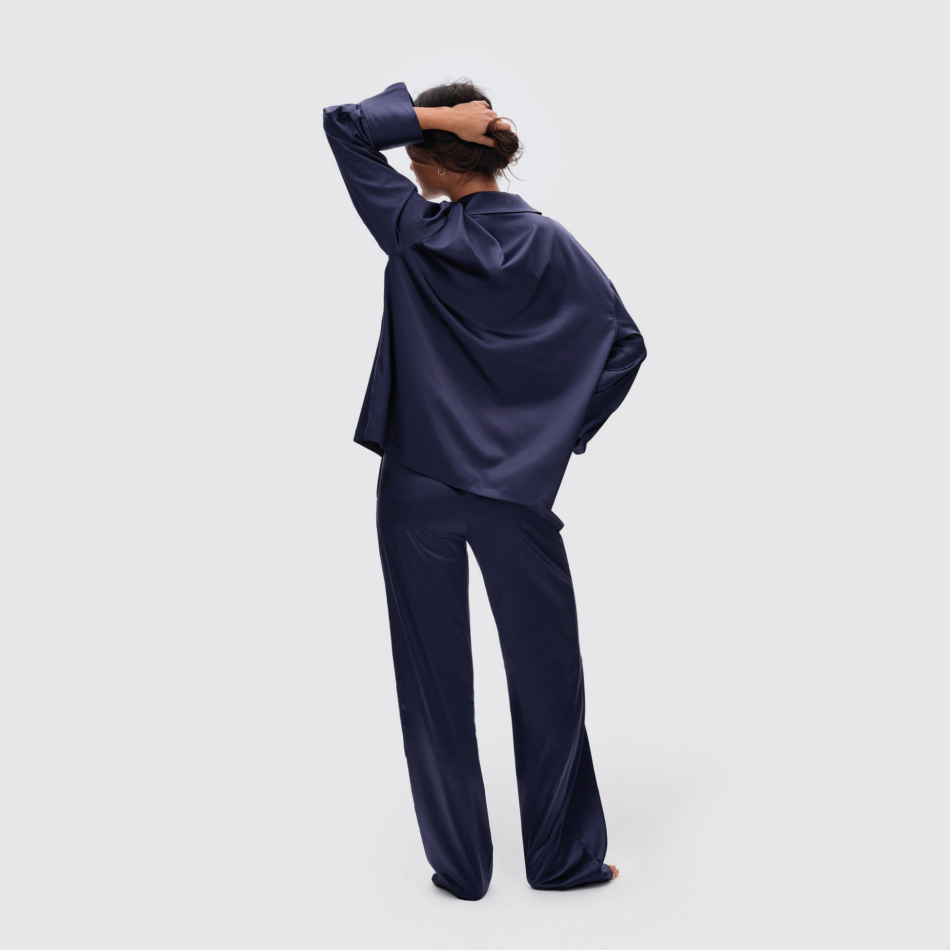 Relaxed fit satin shirt